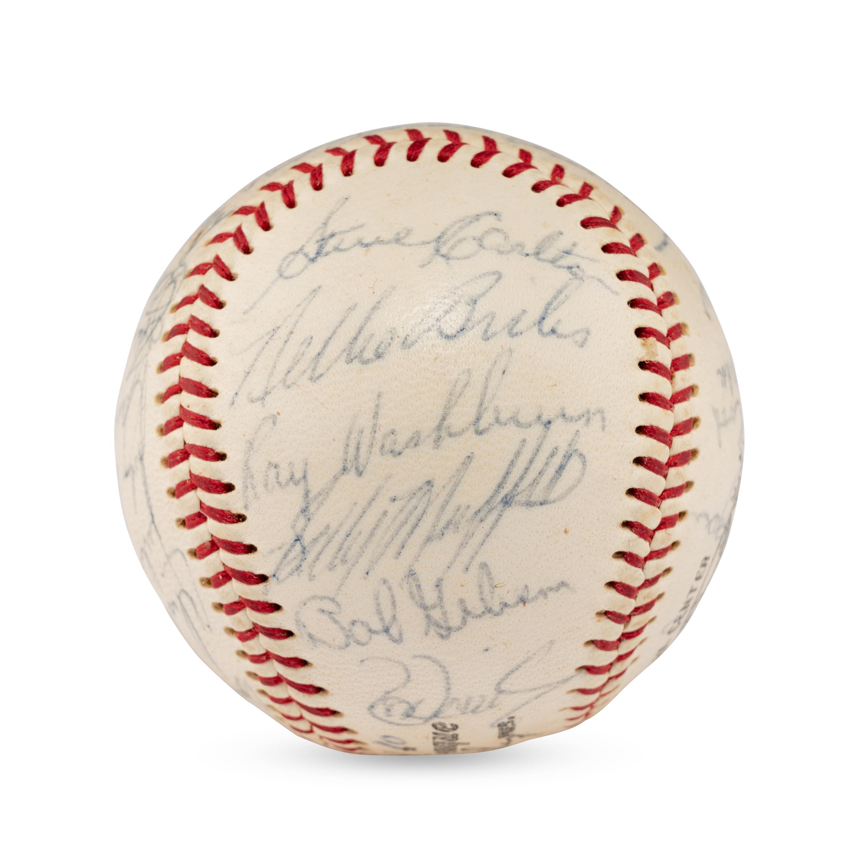 A 1968 St. Louis Cardinals Team Signed Autograph Baseball Featuring Roger Maris (Beckett Authentication Services)