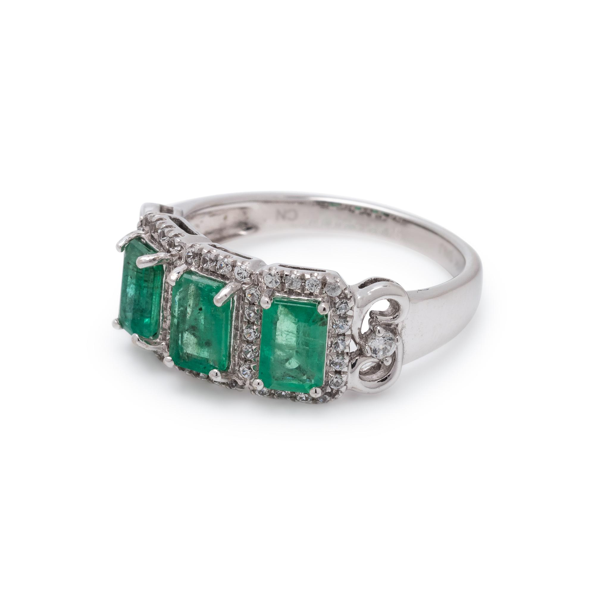 EMERALD AND WHITE ZIRCON RING