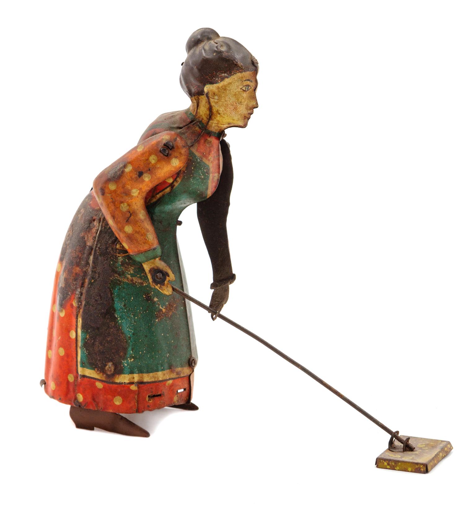 A Distler Tin "Busy Lizzie" Toy