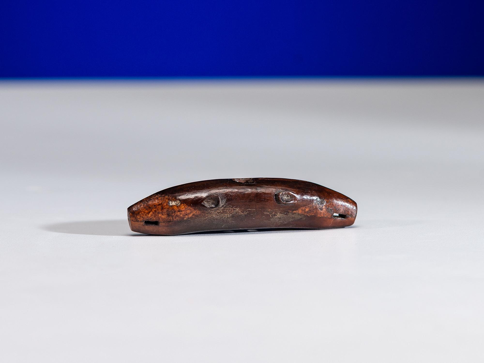 Thule Culture Drag Handle, with Double-Headed Bear