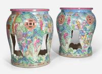 An unusual pair of Chinese export porcelain famille rose-decorated garden stools, first half 19th Century 粉彩繡墩一對 十九世紀初