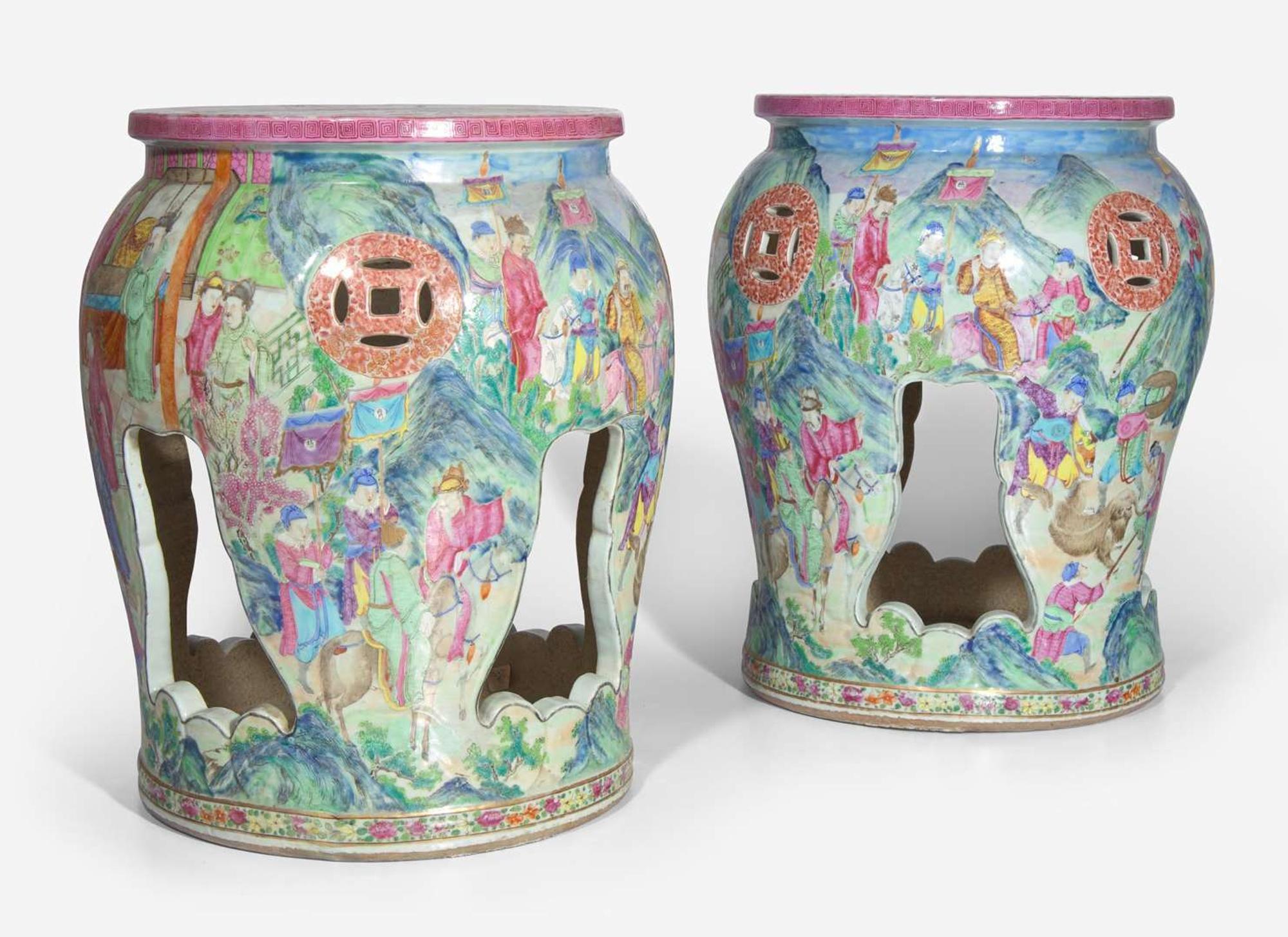 An unusual pair of Chinese export porcelain famille rose-decorated garden stools, first half 19th Century 粉彩繡墩一對 十九世紀初