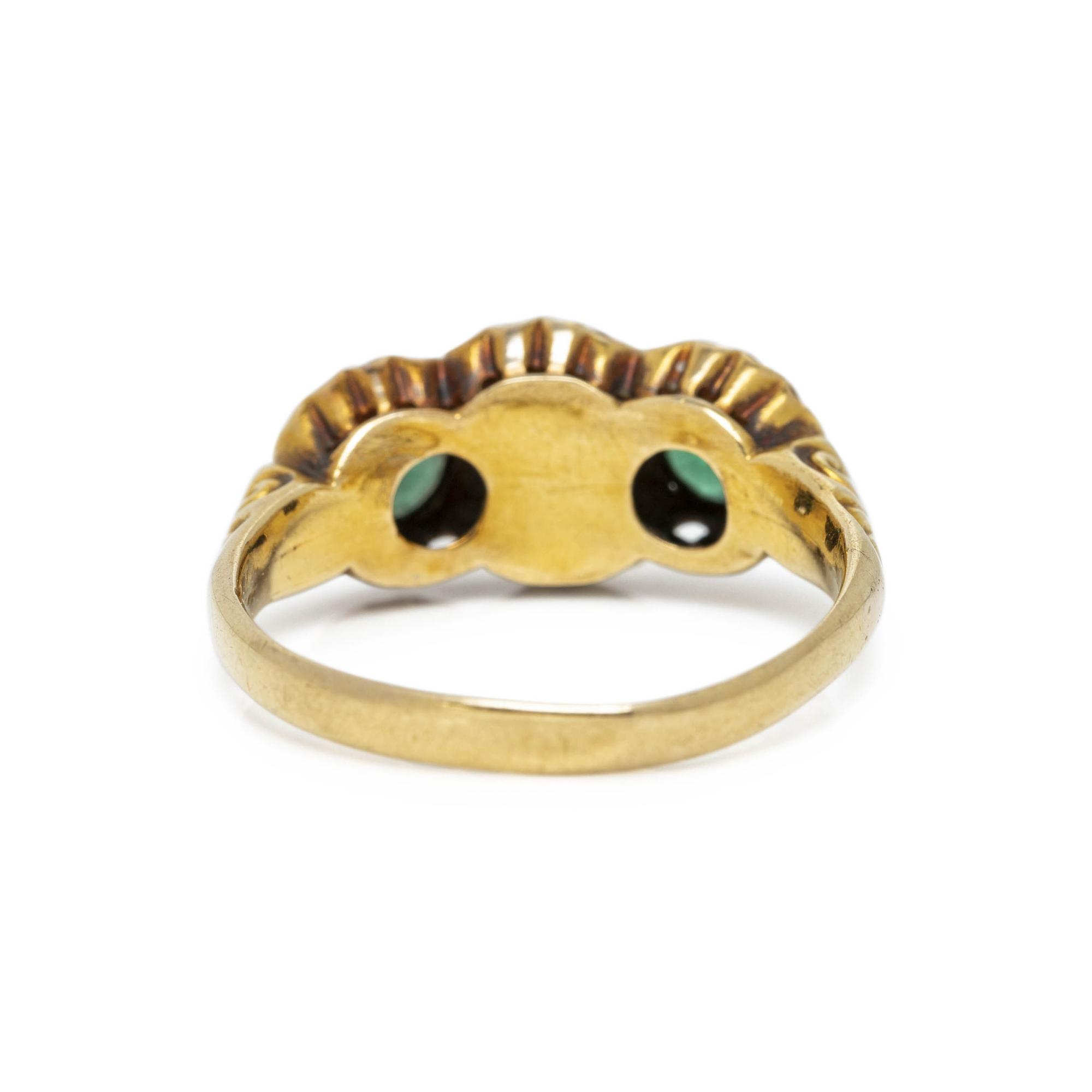 ANTIQUE, EMERALD AND DIAMOND RING