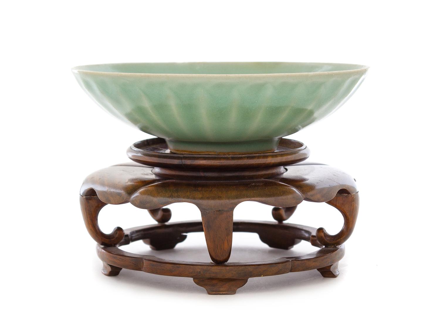 A Longquan Celadon Glazed Porcelain 'Lotus' Shallow Bowl Diameter 6 5/8 inches. — LIKELY SOUTHERN SOND DYNASTY, 13TH CENTURY
