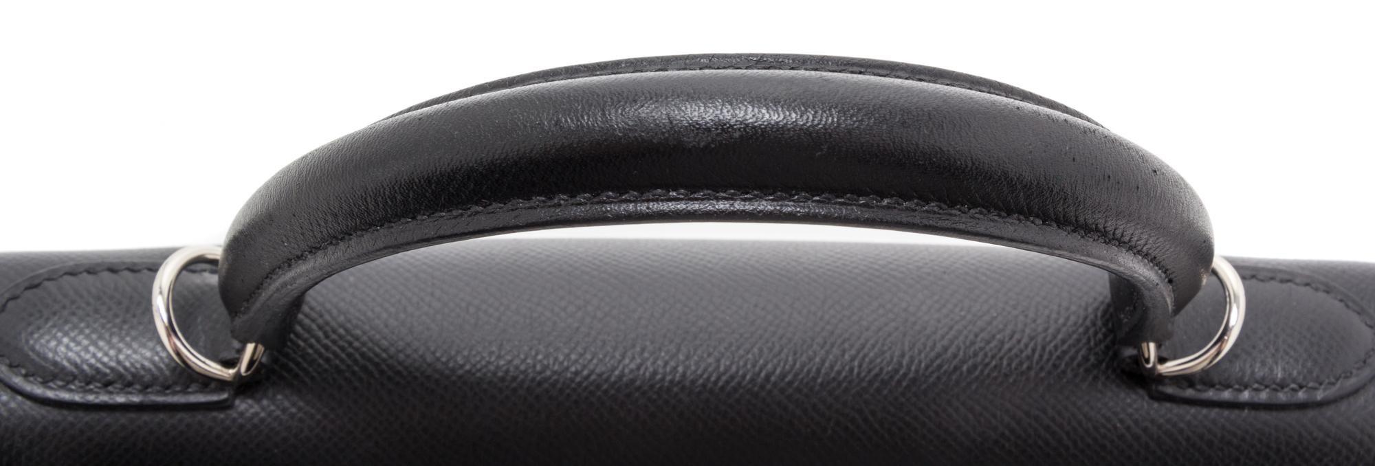 An Hermes Noir Epsom Sellier 28cm Kelly Handbag, 11" x 8.5" x 4".