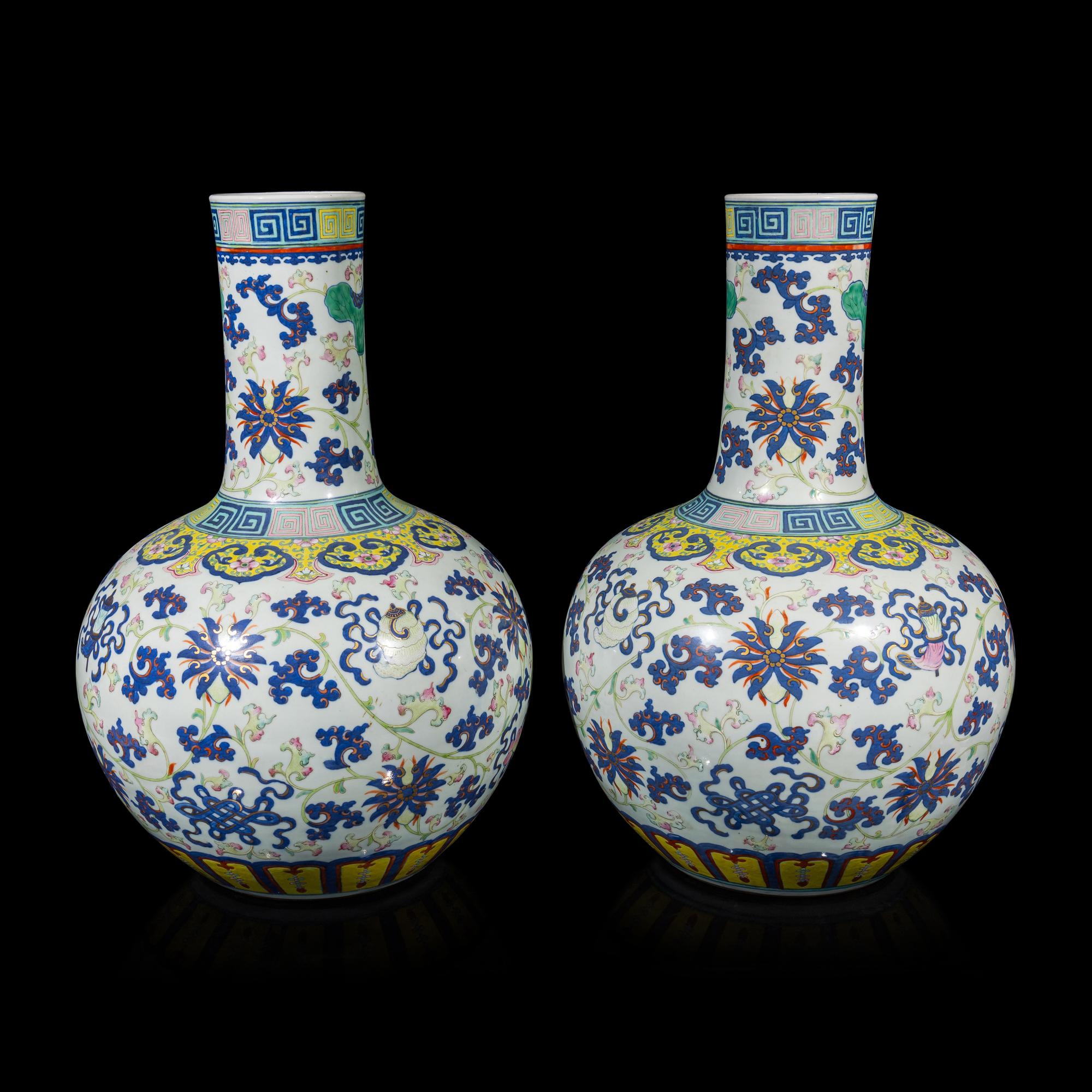 A Pair of Large Chinese Famille Rose Porcelain 'Bajixiang' Vases, Tianqiuping , Late 19th-Early 20th Century 清晚期 粉彩八吉祥大天球瓶一對