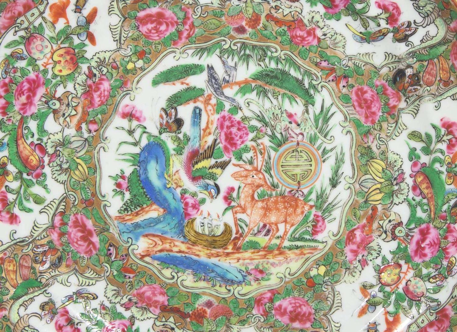 An assorted group of twenty Chinese Export porcelain Rose Mandarin tablewares, 18th / 19th century