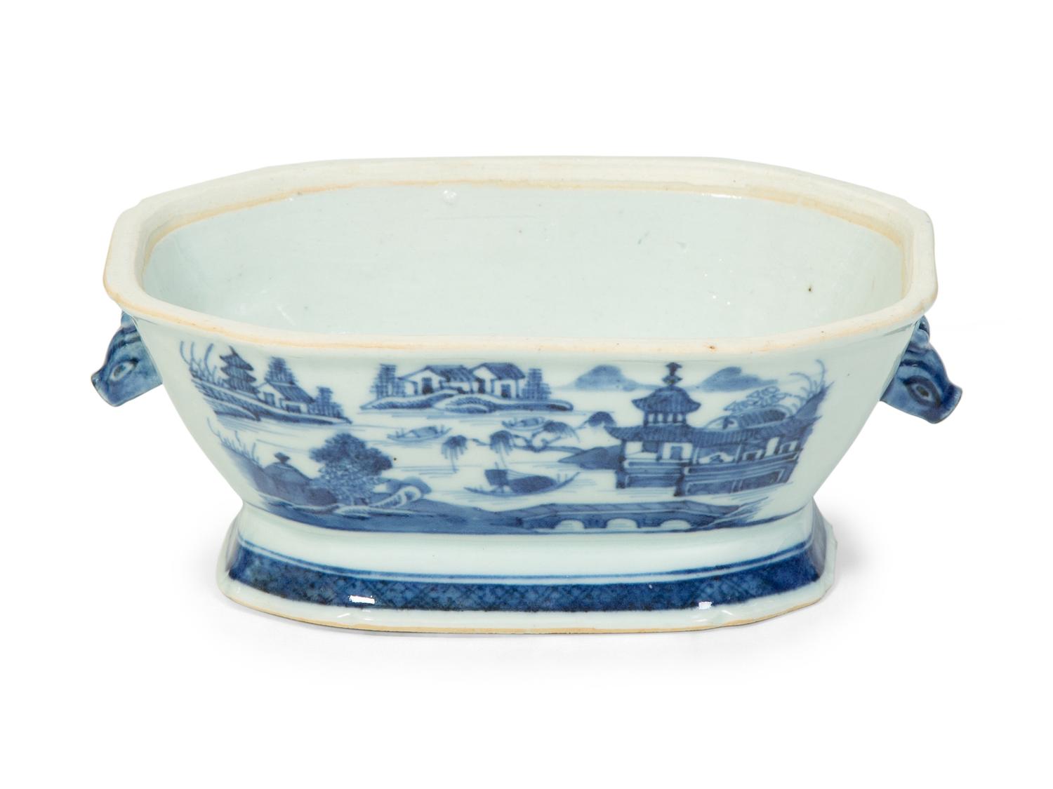 Four Chinese Blue and White Export Porcelain Vessels — 20TH CENTURY