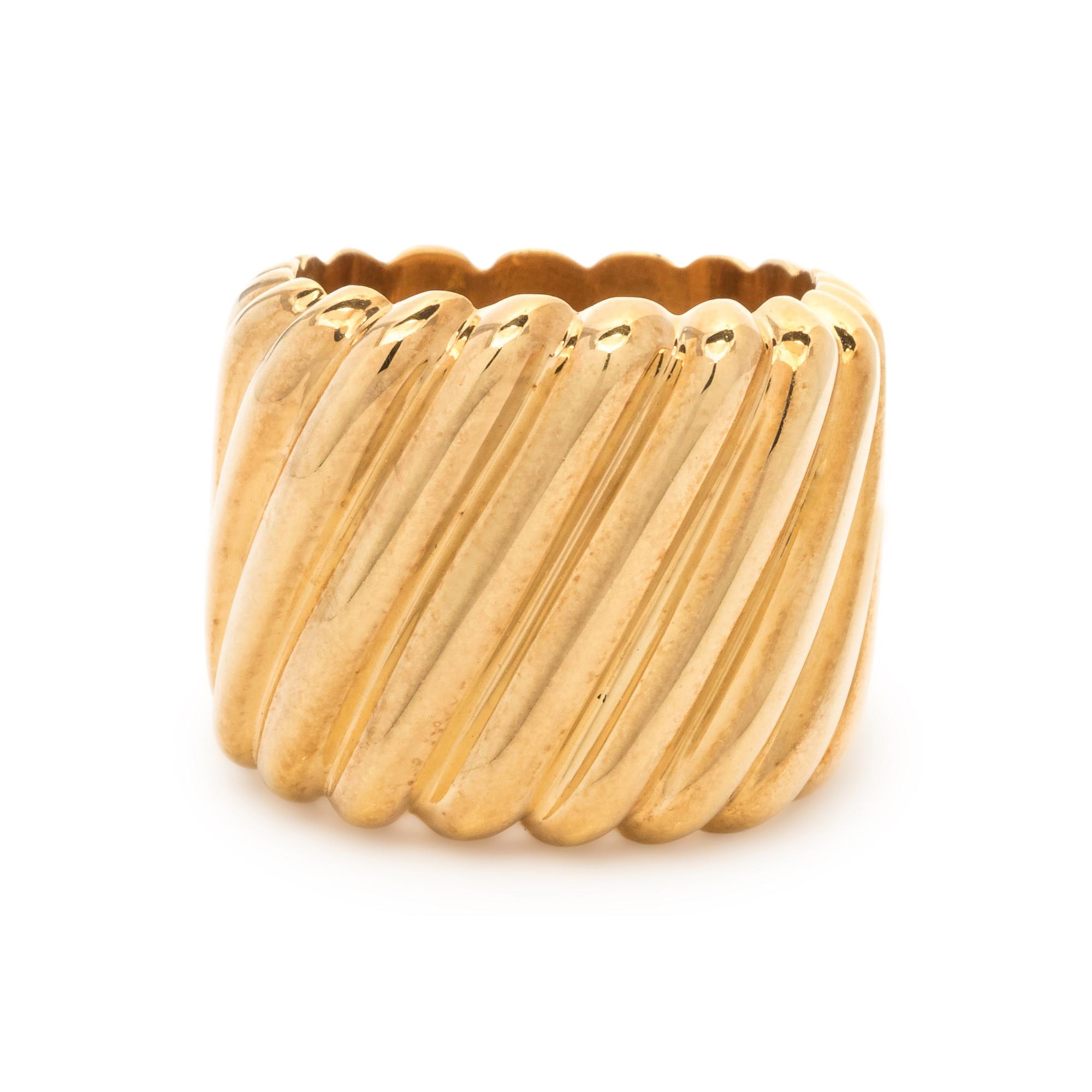 MARVIN SCHLUGER, YELLOW GOLD RING