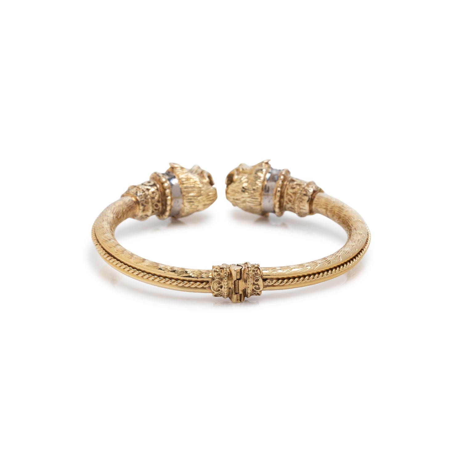 YELLOW GOLD AND DIAMOND BANGLE BRACELET