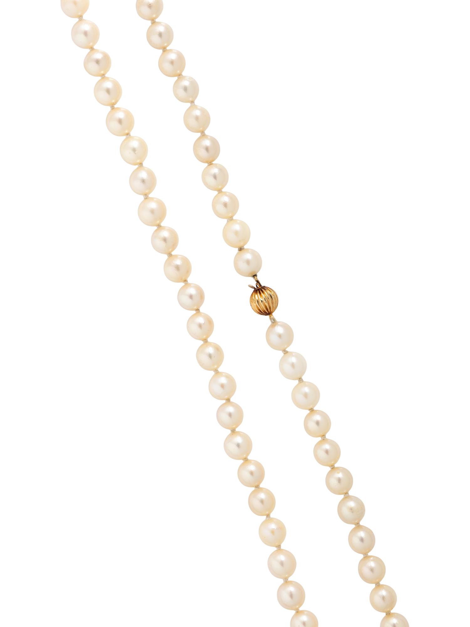 CULTURED PEARL NECKLACE