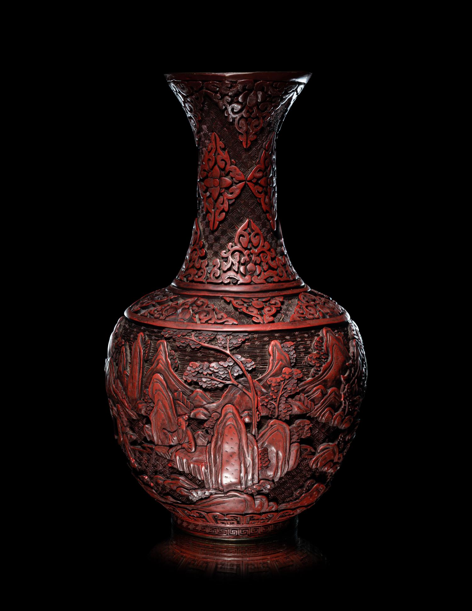 A Chinese Cinnabar Lacquer Bottle Vase