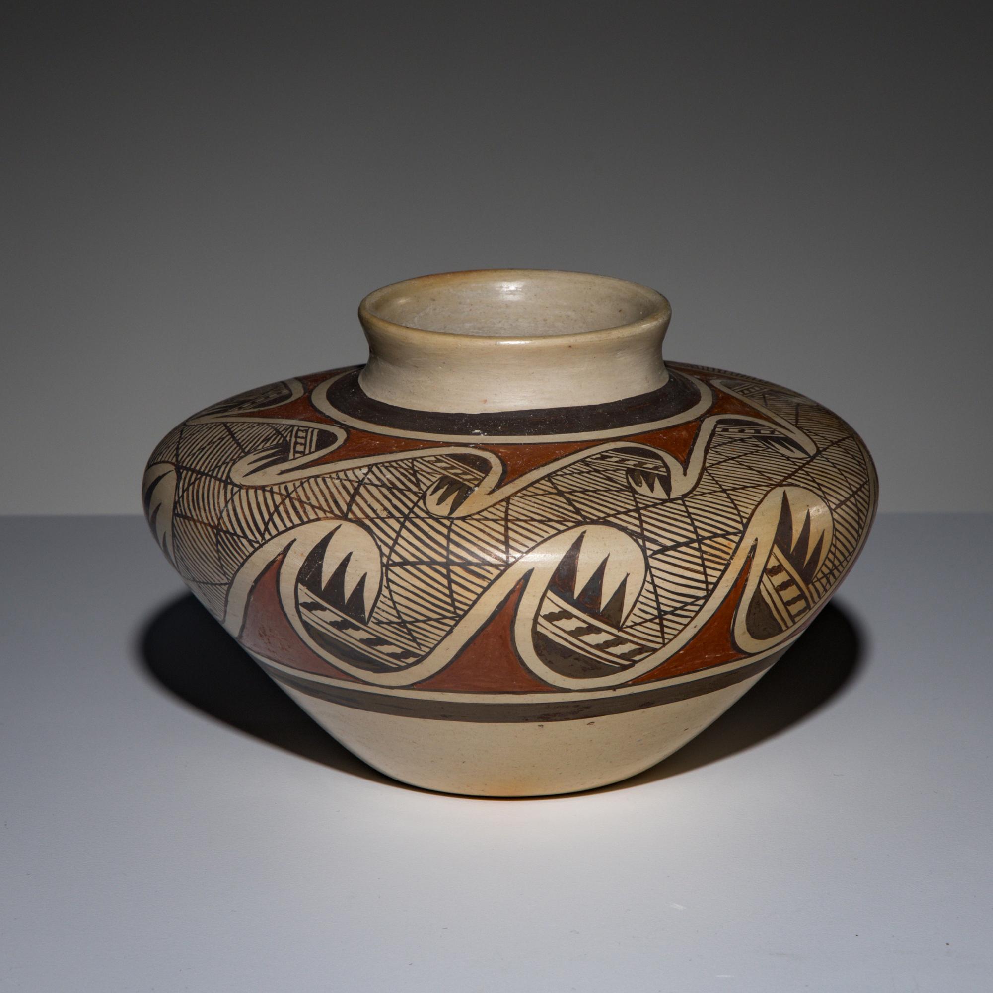Fannie Nampeyo (Hopi-Tewa, 1900-1987) — Pottery Jar, Migration Pattern