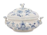 A Meissen Blue Onion Porcelain Tureen