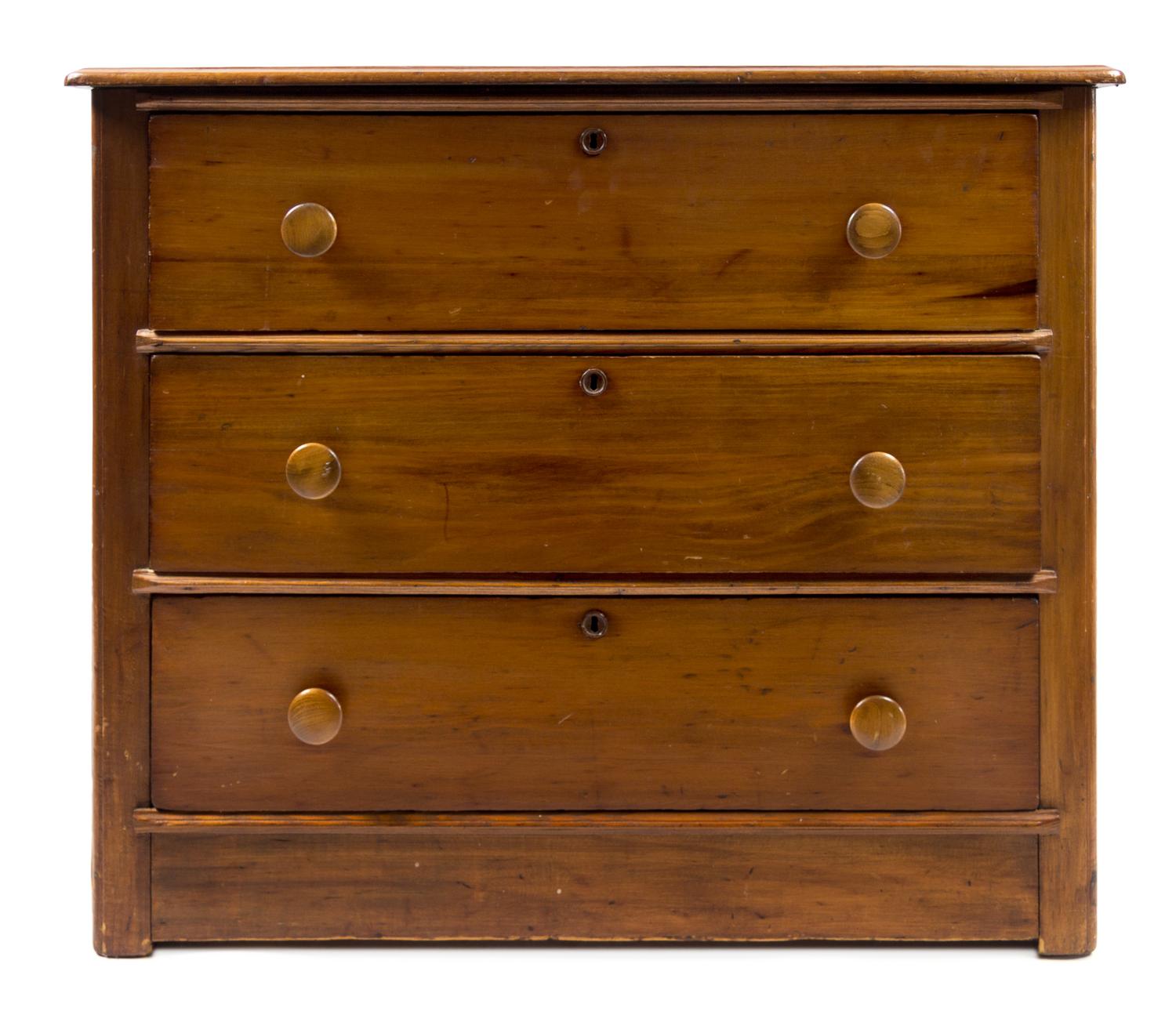 A Victorian Mahogany Chest of Drawers Height 33 x width 39 x depth 17 inches. — LATE 19TH CENTURY