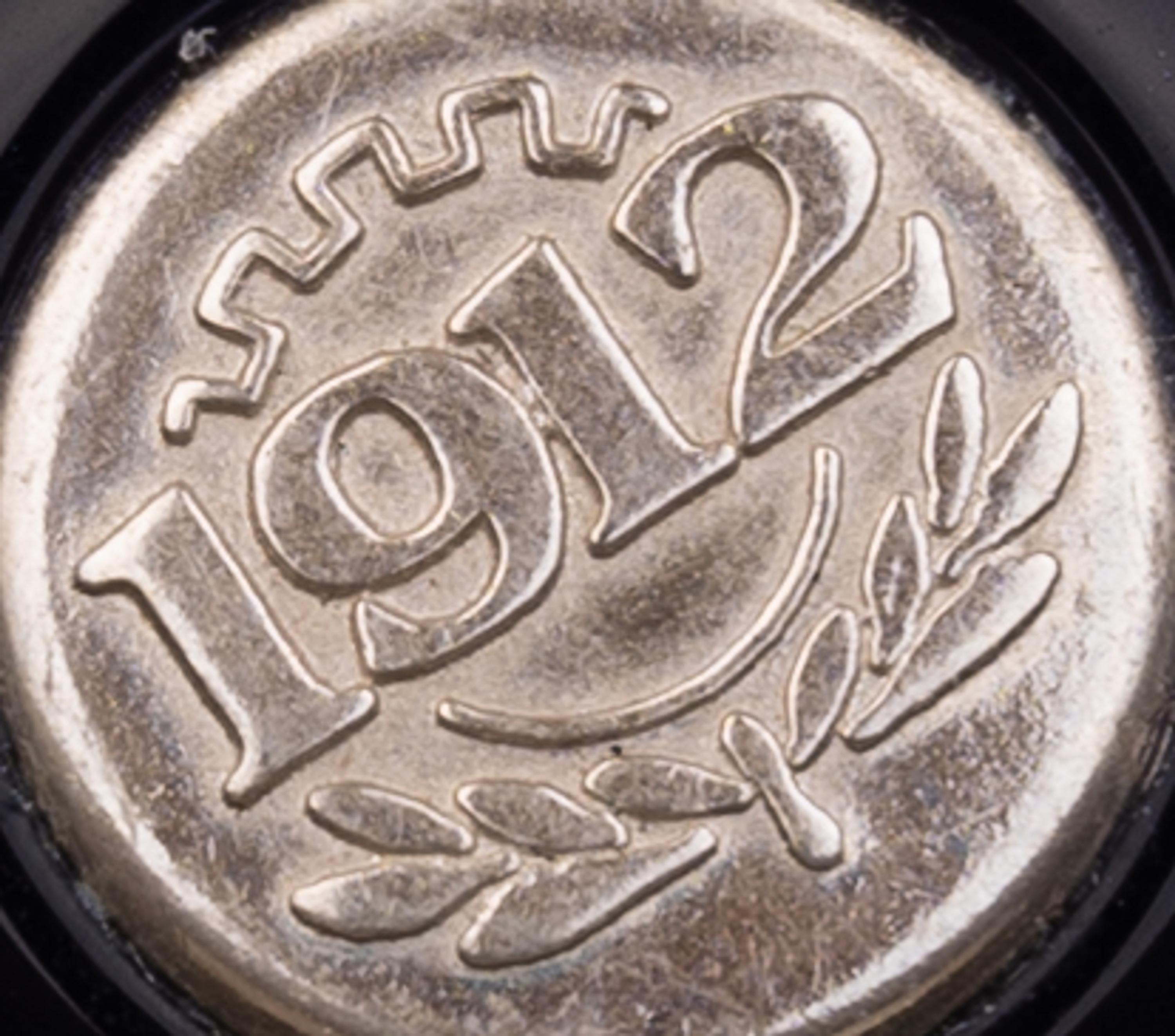 Montegrappa: Gea 2001 Limited Edition Fountain Pen
