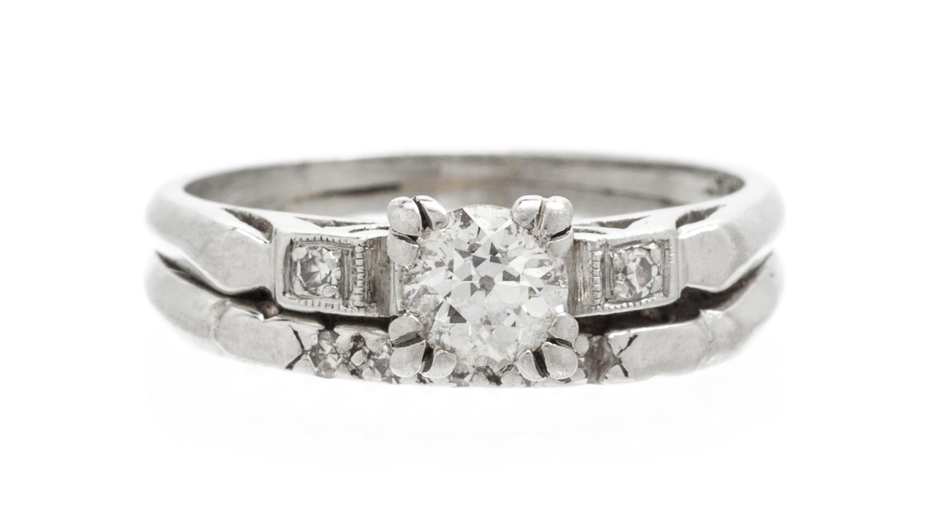 A Platinum and Diamond Ring, 3.60 dwts.