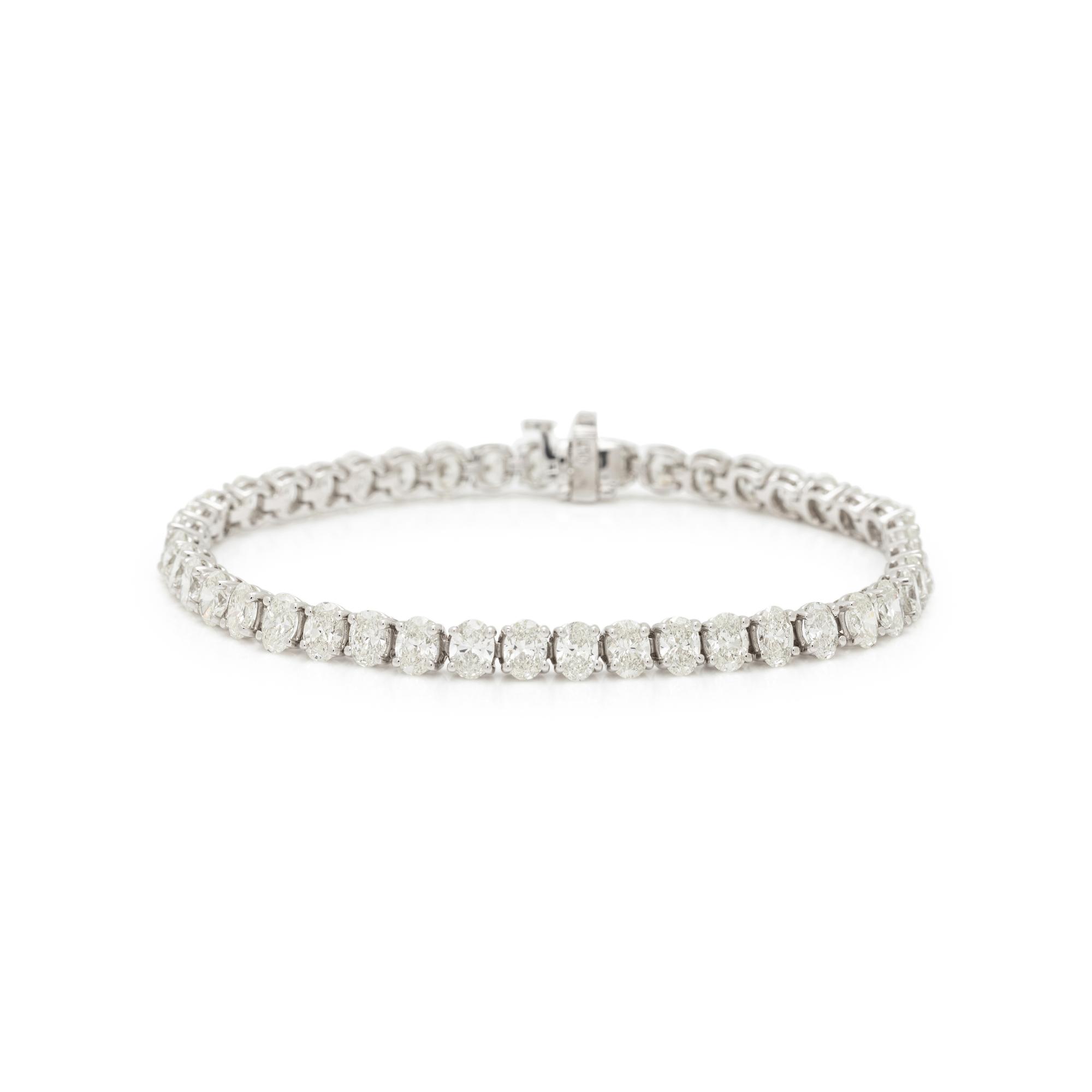 OVAL CUT DIAMOND BRACELET