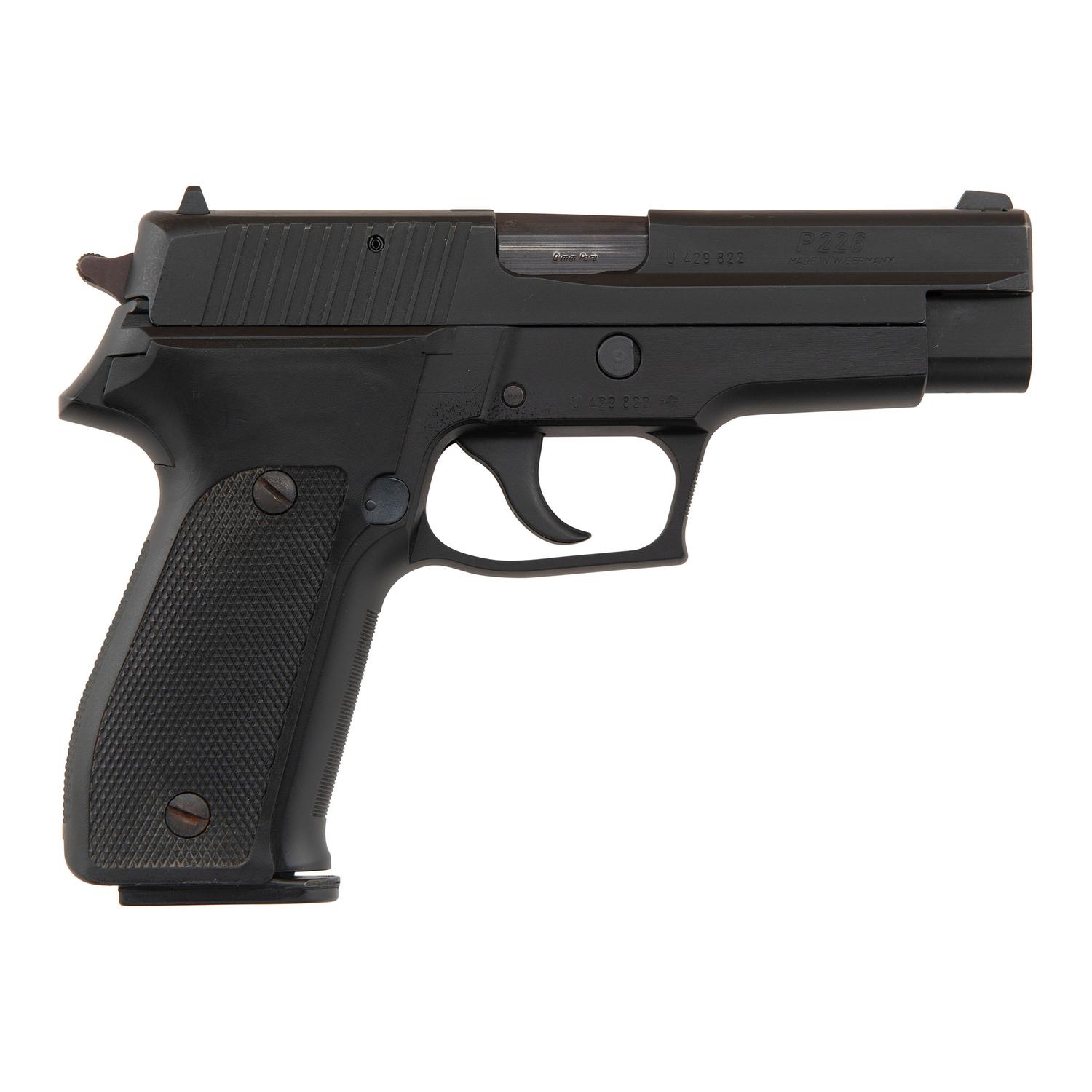 *Sig Sauer P226 in Box with Accessories