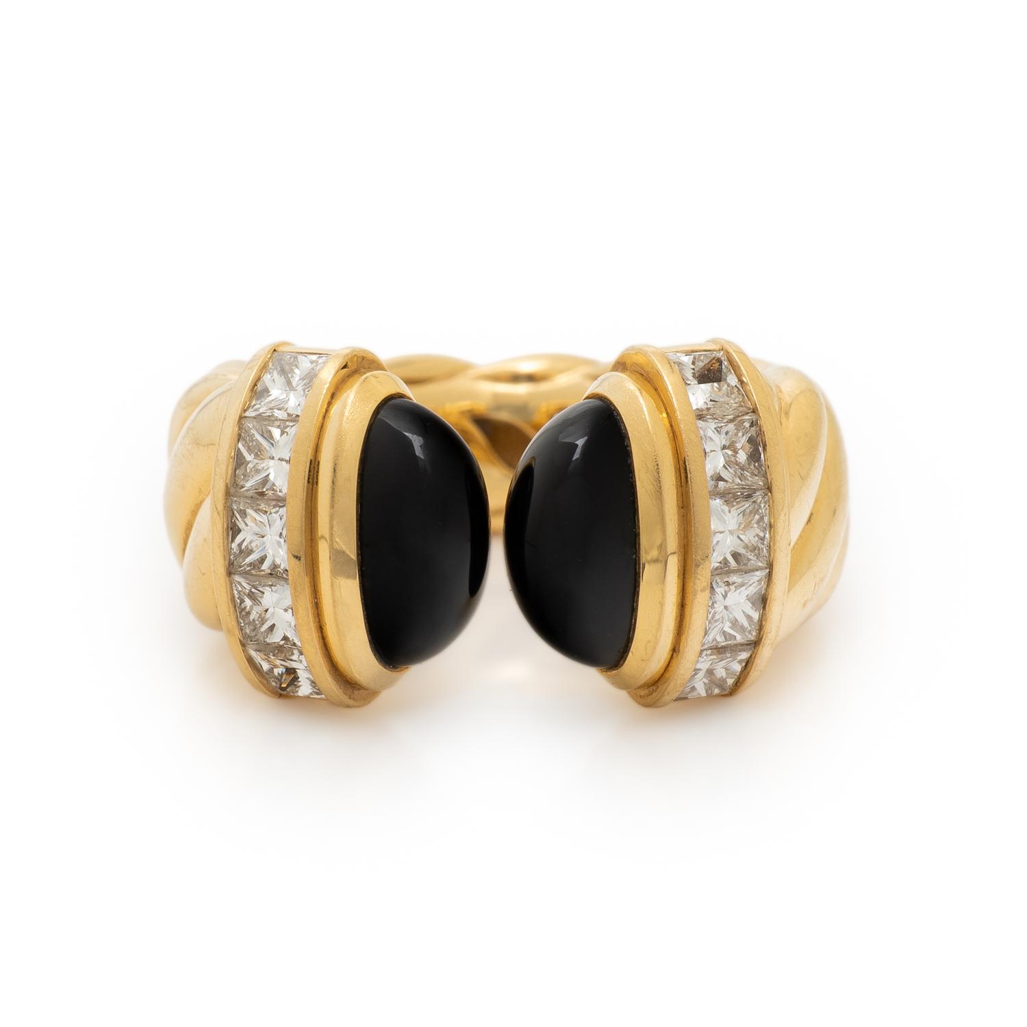 DAVID YURMAN, YELLOW GOLD, ONYX, AND DIAMOND 'SCULPTED CABLE' RING
