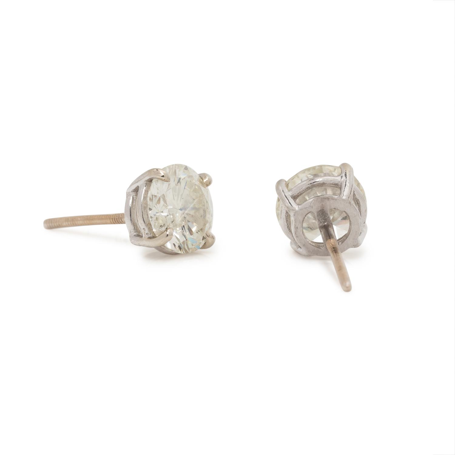 DIAMOND STUD EARRINGS