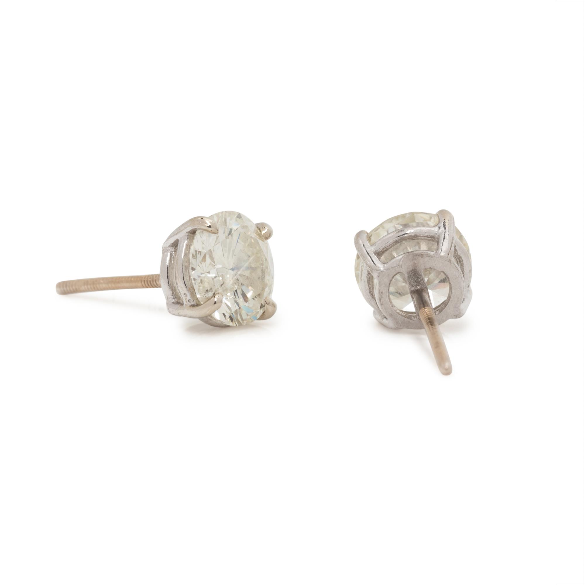 DIAMOND STUD EARRINGS