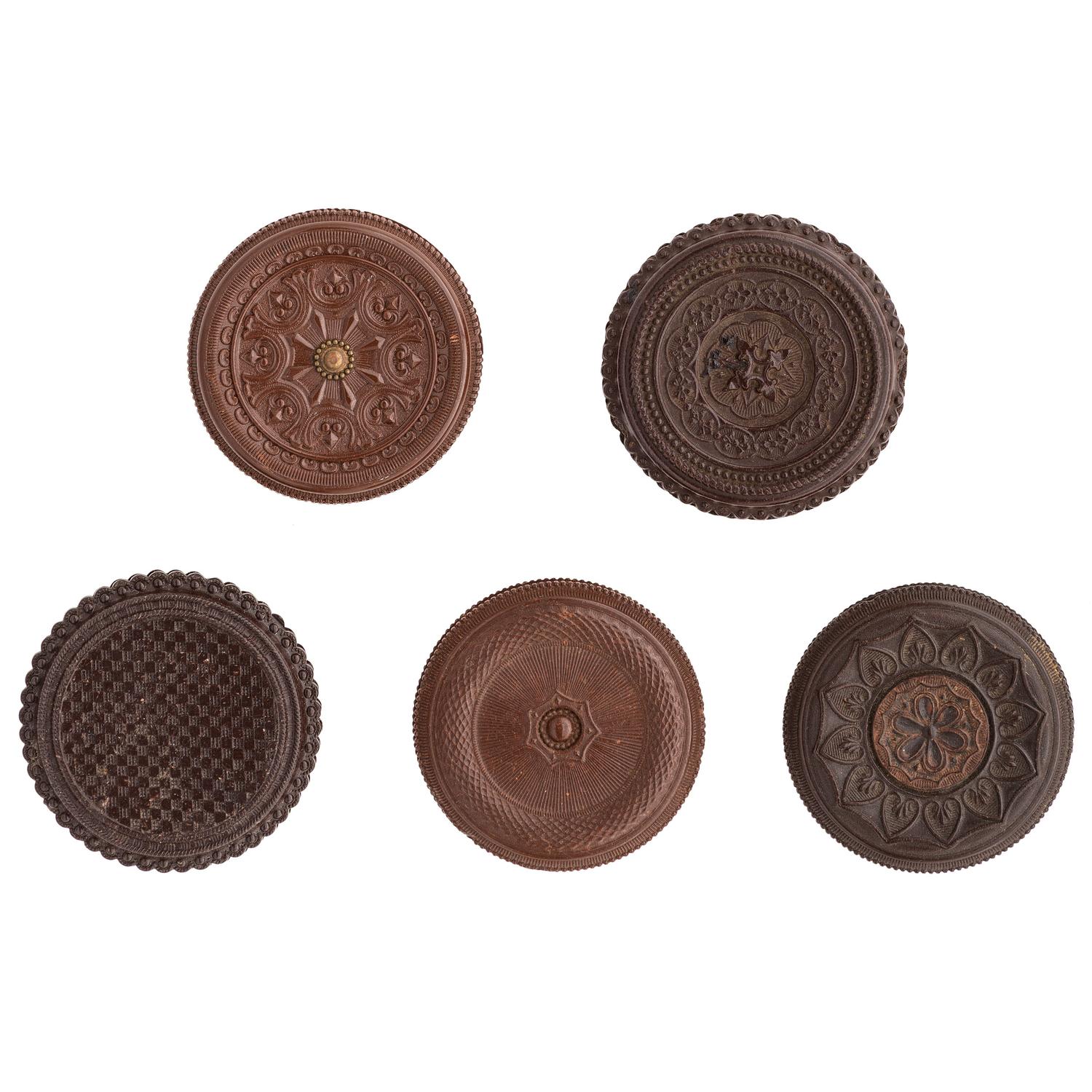[EARLY PHOTOGRAPHY - UNION CASES]. A group of 10 brown "oreo" union cases containing images of female subjects, including:
