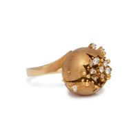 MODERNIST, YELLOW GOLD AND DIAMOND RING