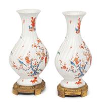 A Pair of Samson Chantilly-Style Porcelain and Gilt Bronze Mounted "Kakiemon" Vases