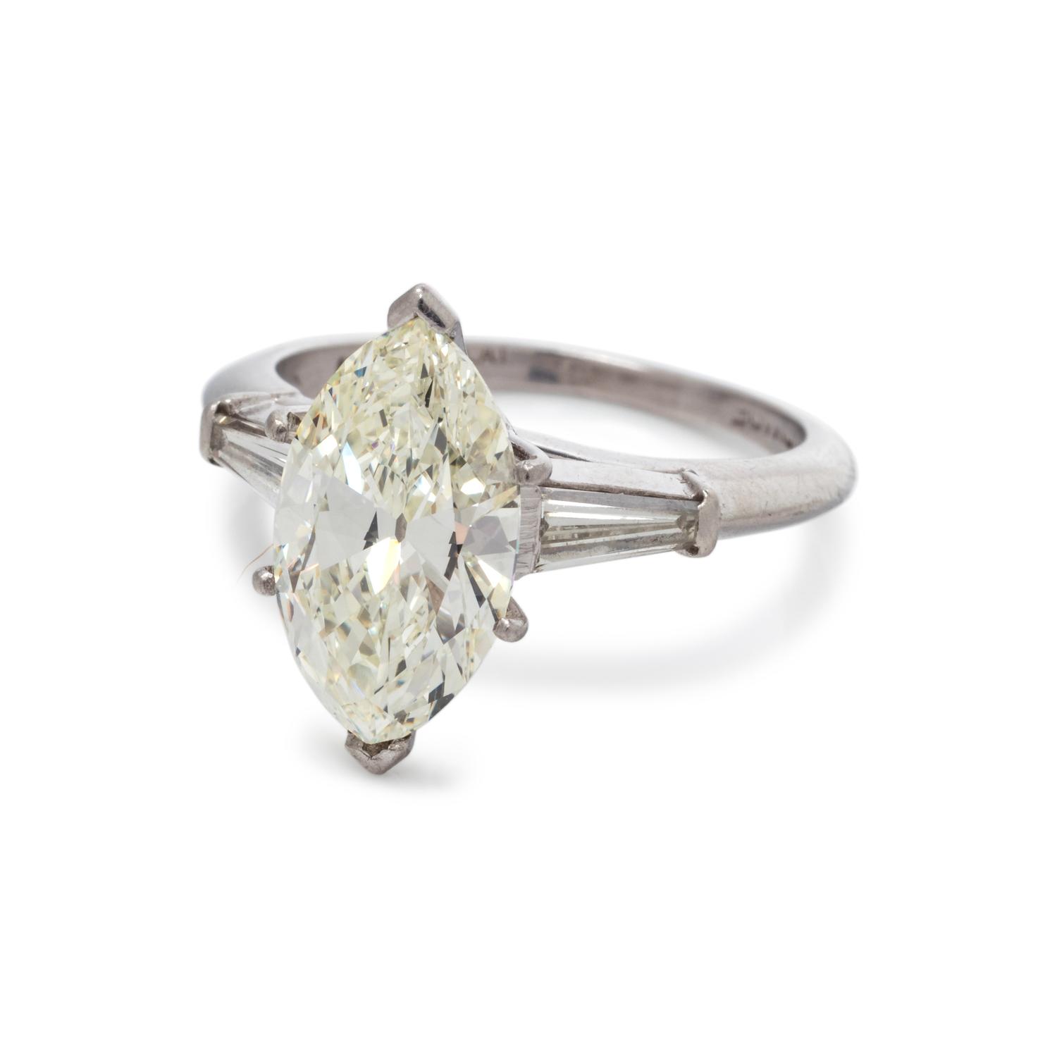 DIAMOND RING