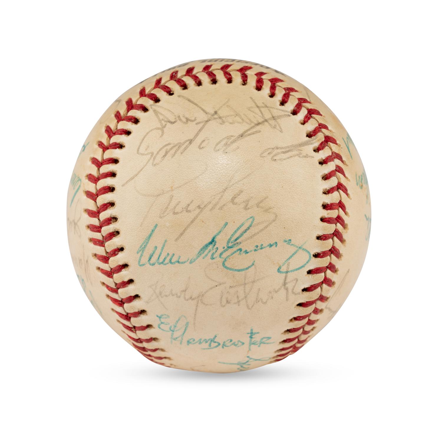 A 1976 Cincinnati Reds Team Signed Autograph Baseball