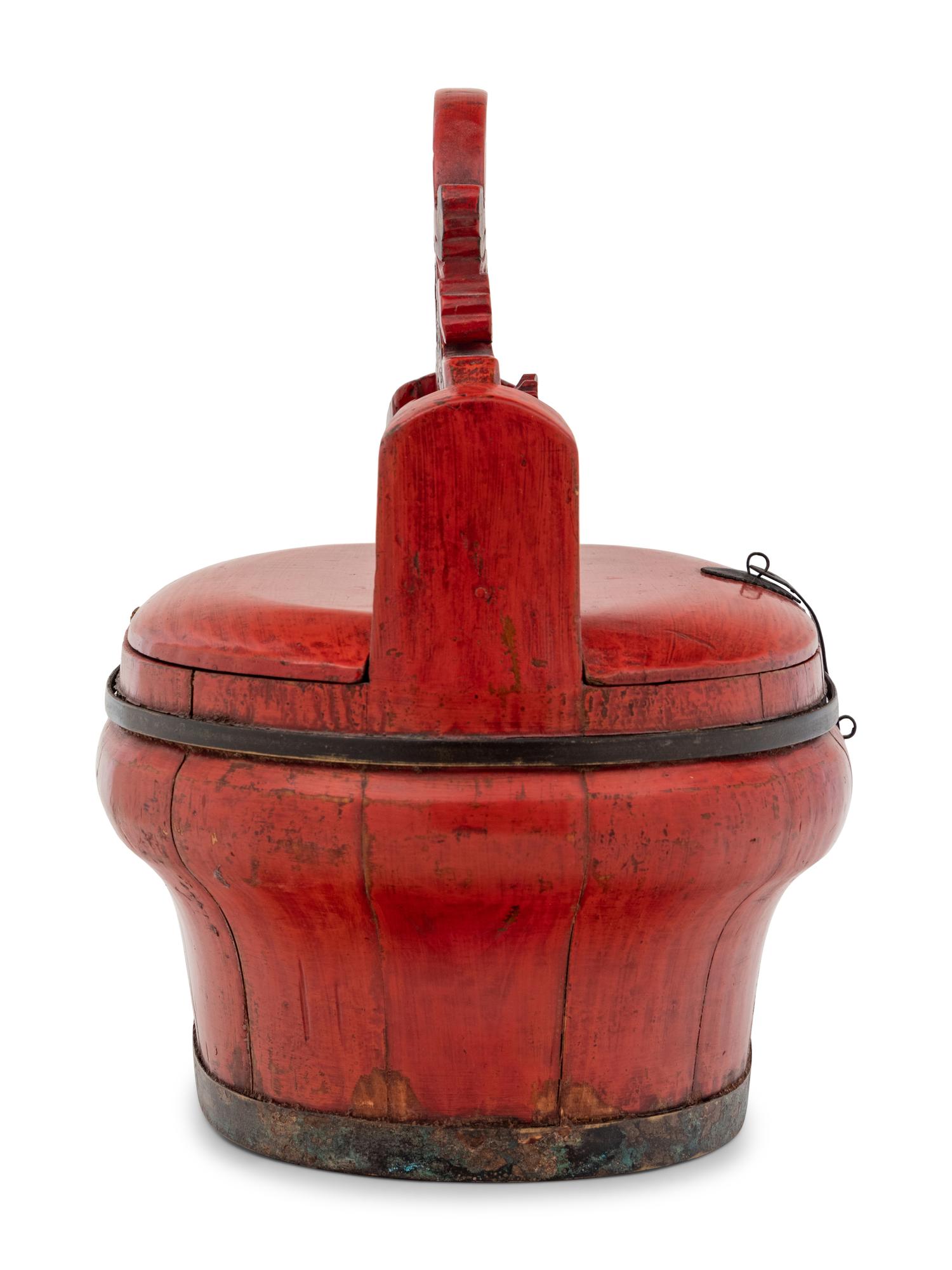 A Chinese Red Lacquered Container