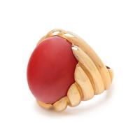 GUMP'S, YELLOW GOLD AND CORAL RING
