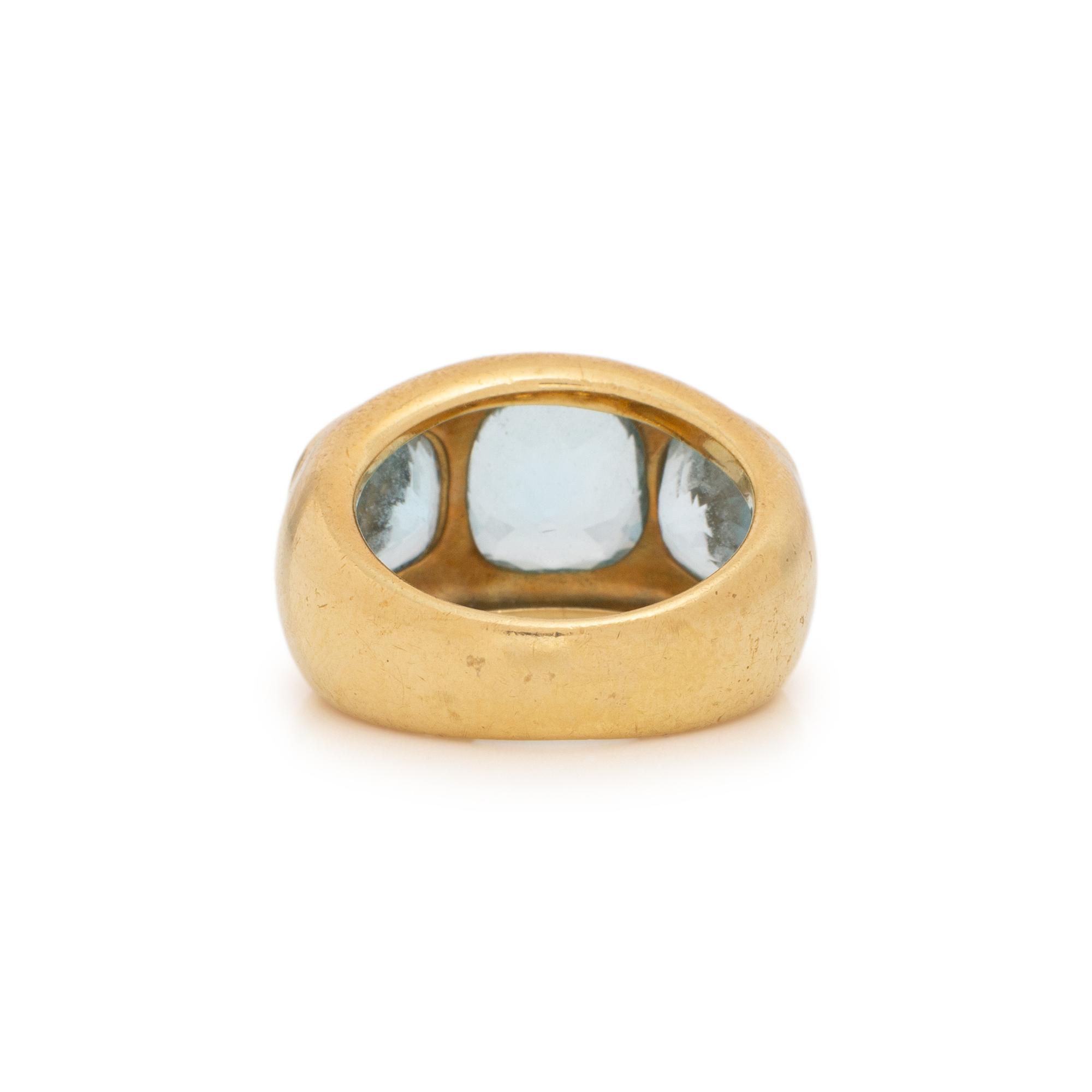SEAMAN SCHEPPS, BLUE TOPAZ AND YELLOW GOLD RING