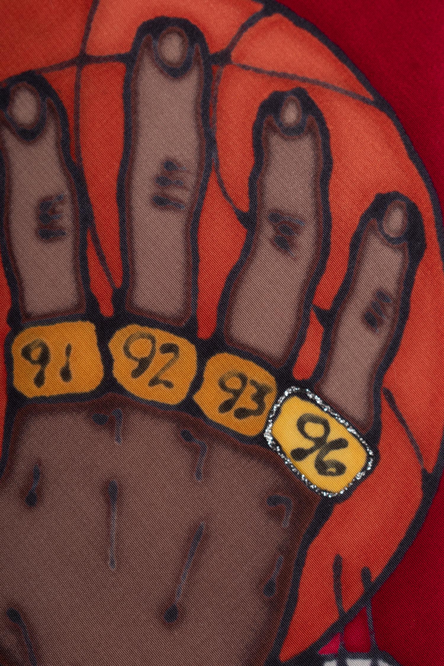 (Sports) A group of 6 pieces of memorabilia and ephemera from the Chicago Bulls, including memorabilia from the “Last Dance” era, comprising: