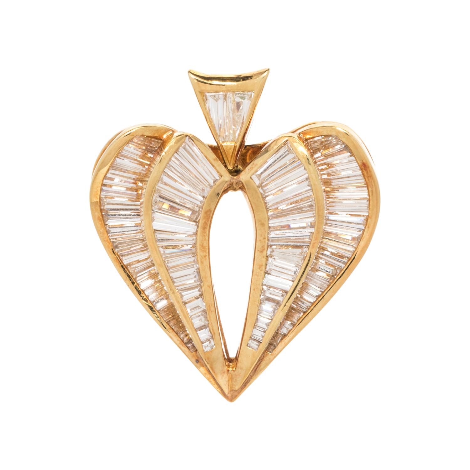 DIAMOND PENDANT