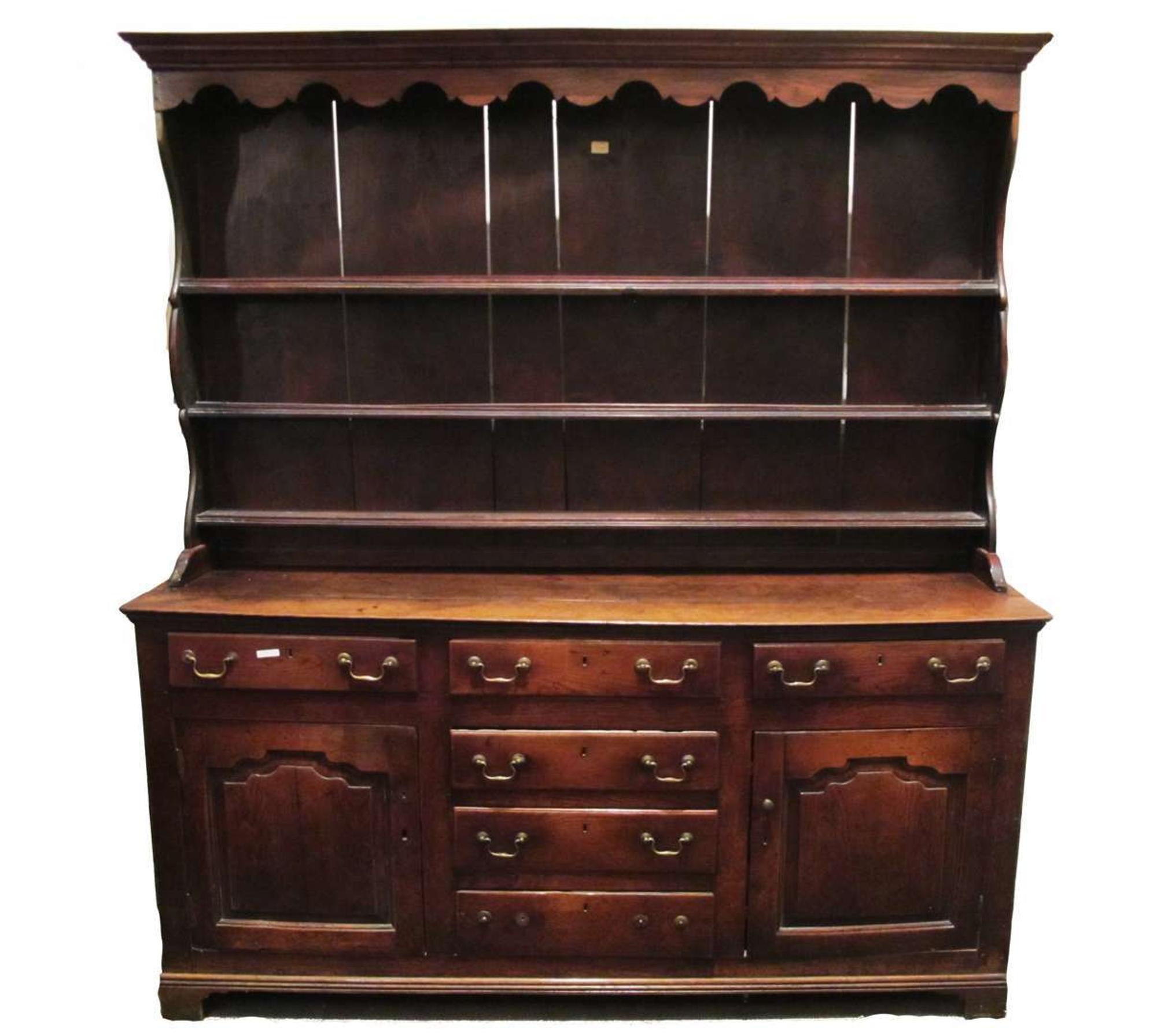 Fine George III Welsh oak two-part cupboard circa 1780