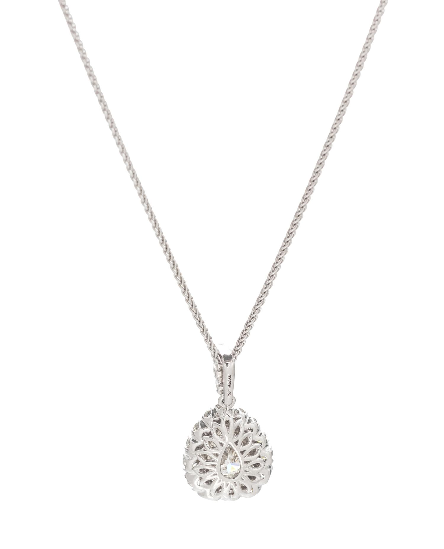 DIAMOND PENDANT/NECKLACE