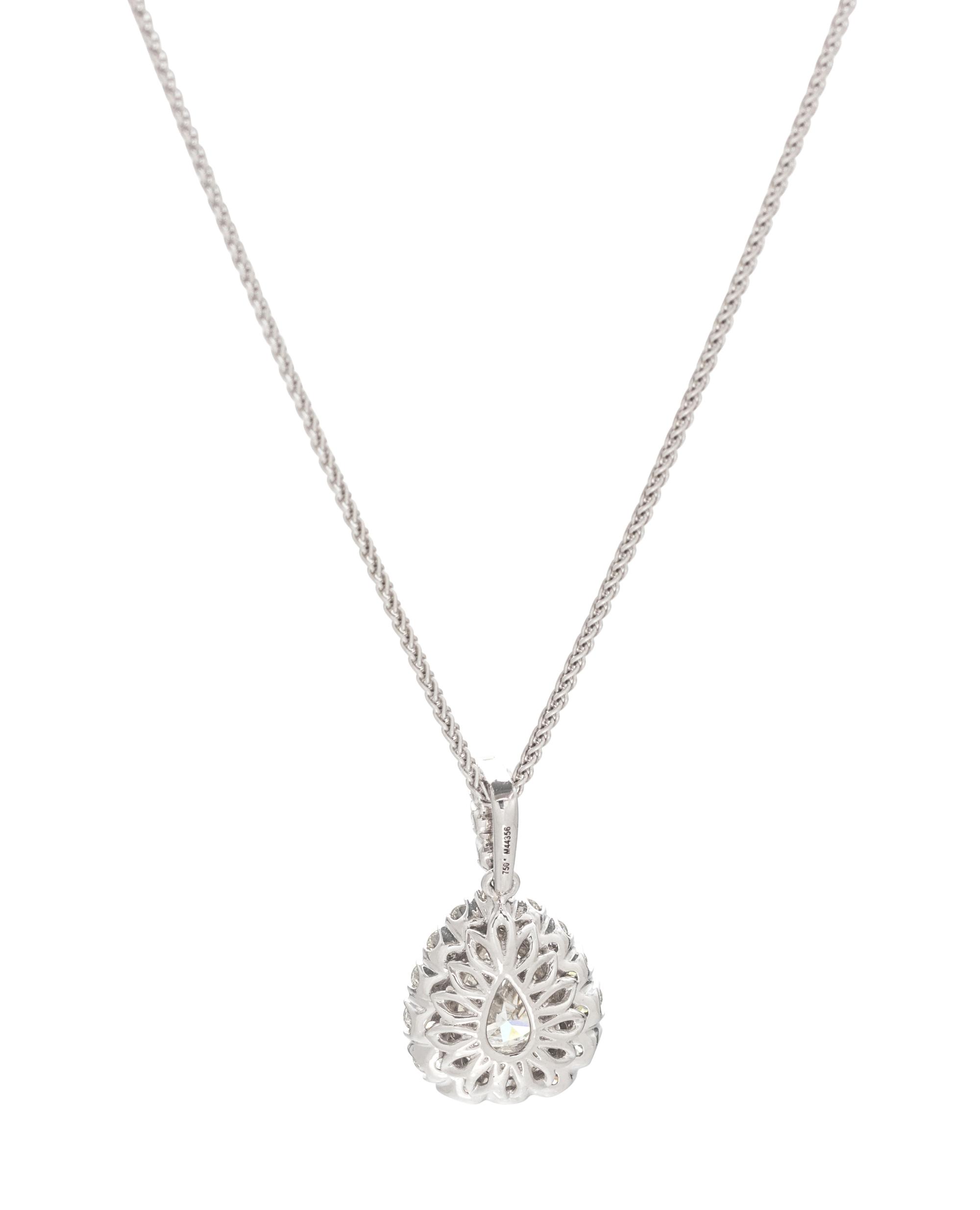DIAMOND PENDANT/NECKLACE