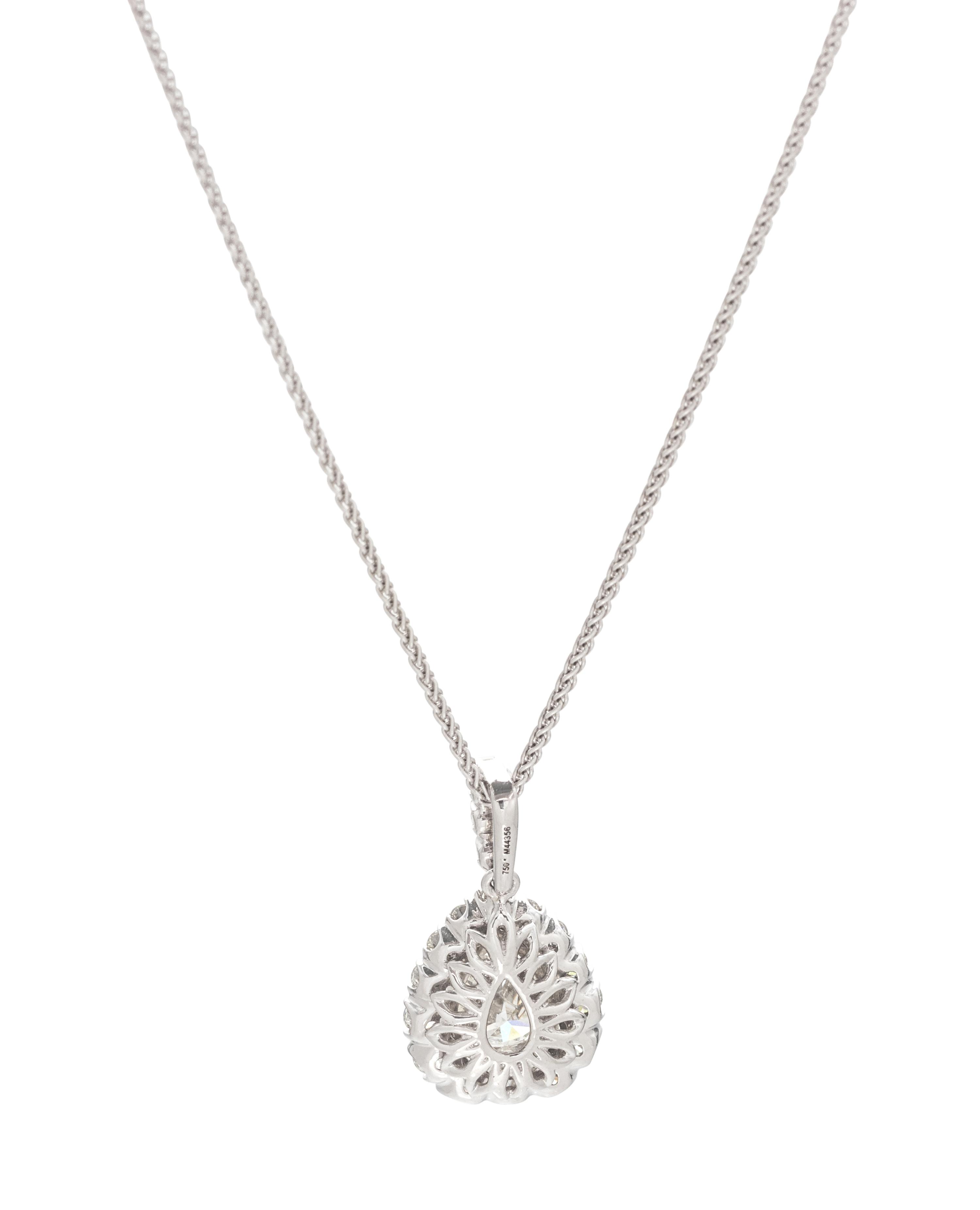 DIAMOND PENDANT/NECKLACE