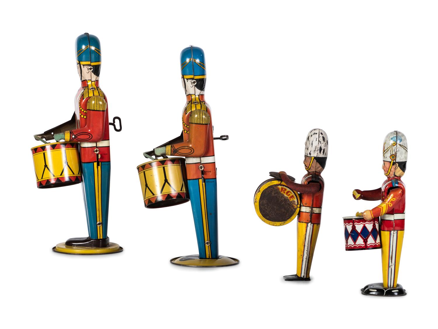 Four Tin Lithograph Windup Toy Soldiers with Drums