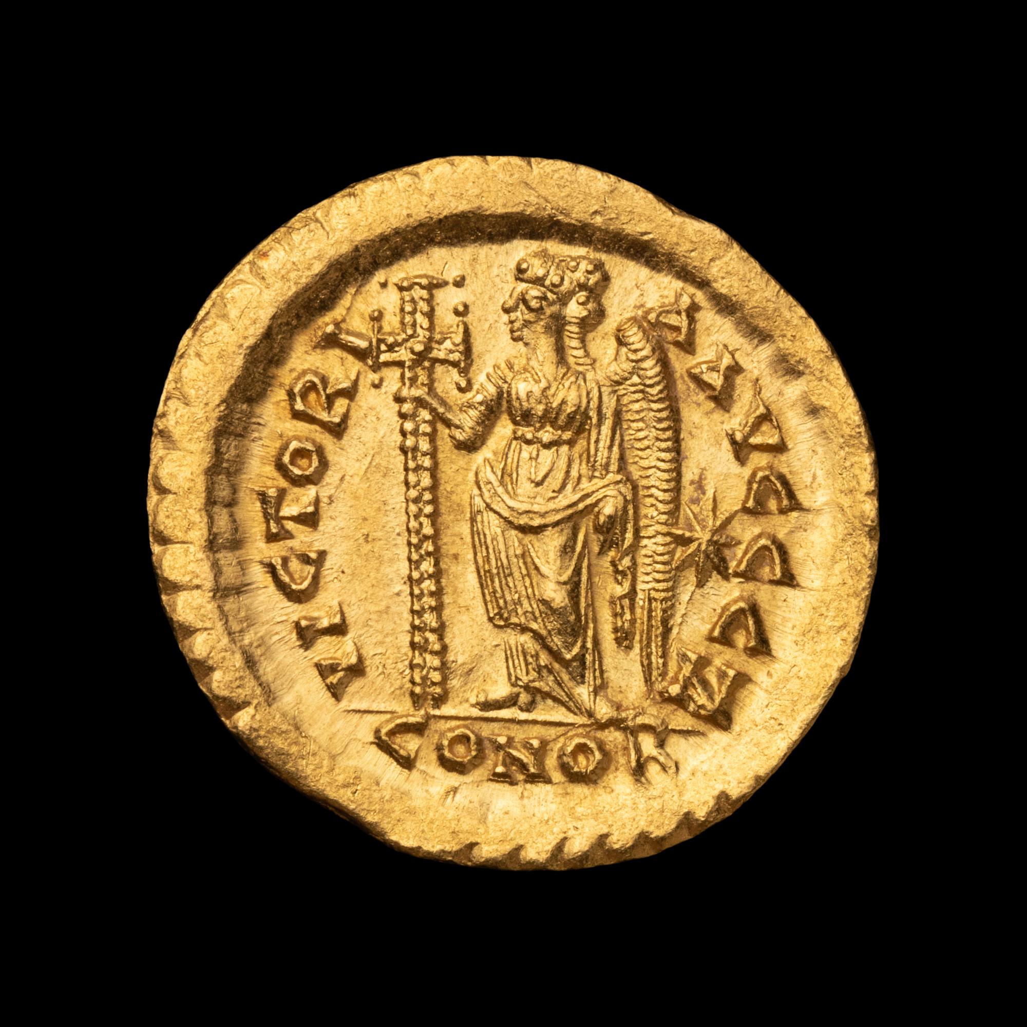 [ANCIENT] EASTERN ROMAN EMPIRE. Marcian (c. 451-457). Av Solidus (4.6 g)