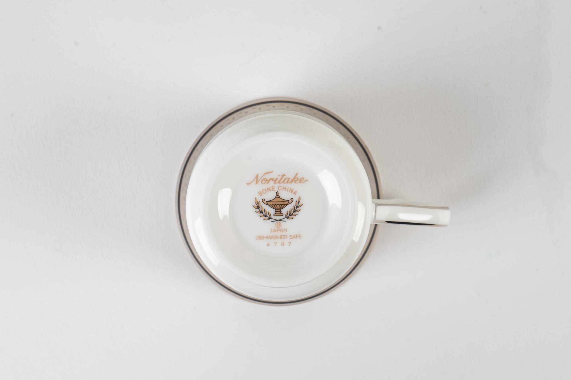 A Noritake Chatelaine Platinum Pattern Bone China Dinner Service for Eight — 20TH CENTURY