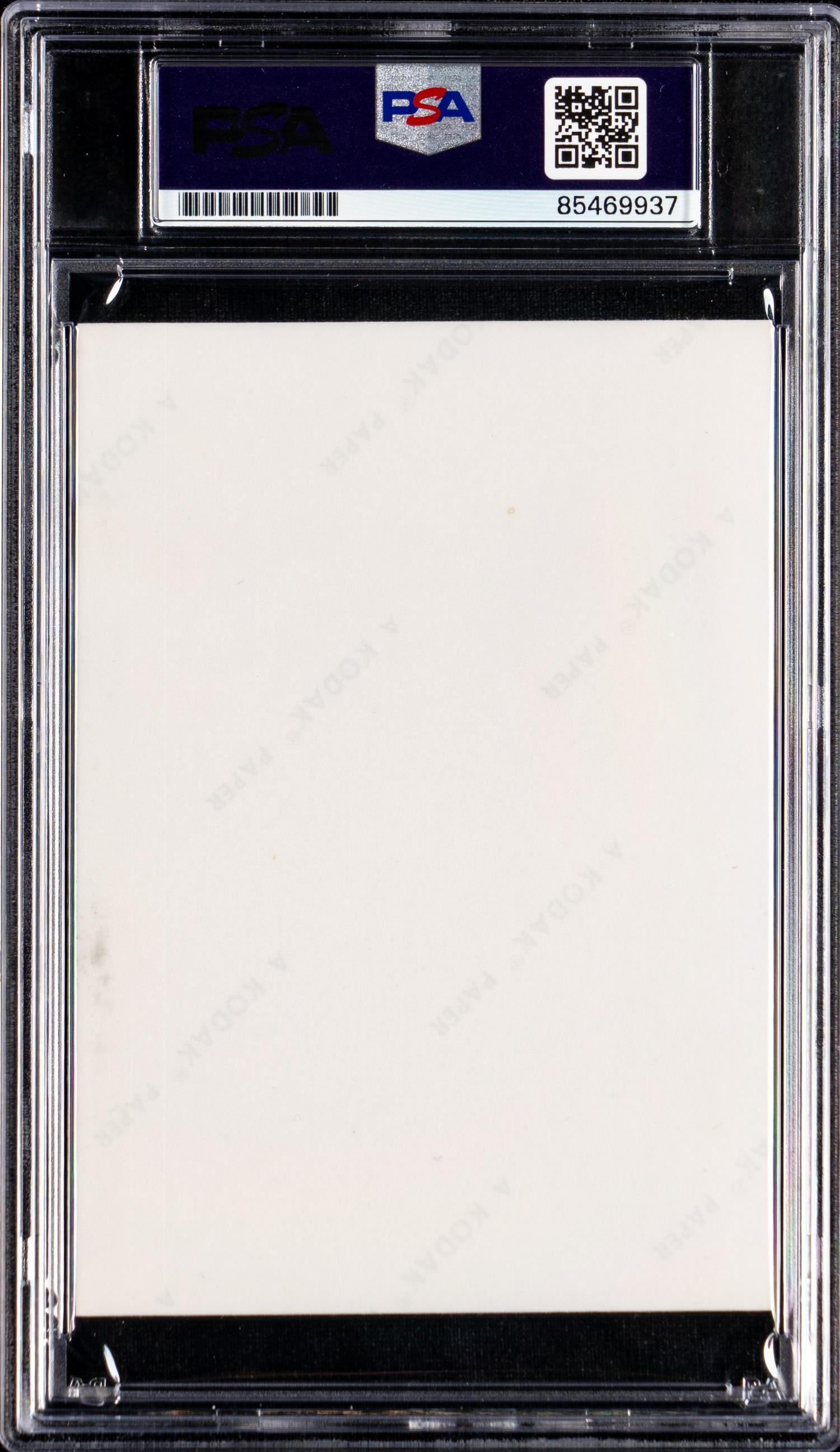 A Dizzy Dean Signed Autograph Photograph (PSA ENCAPSULATED)