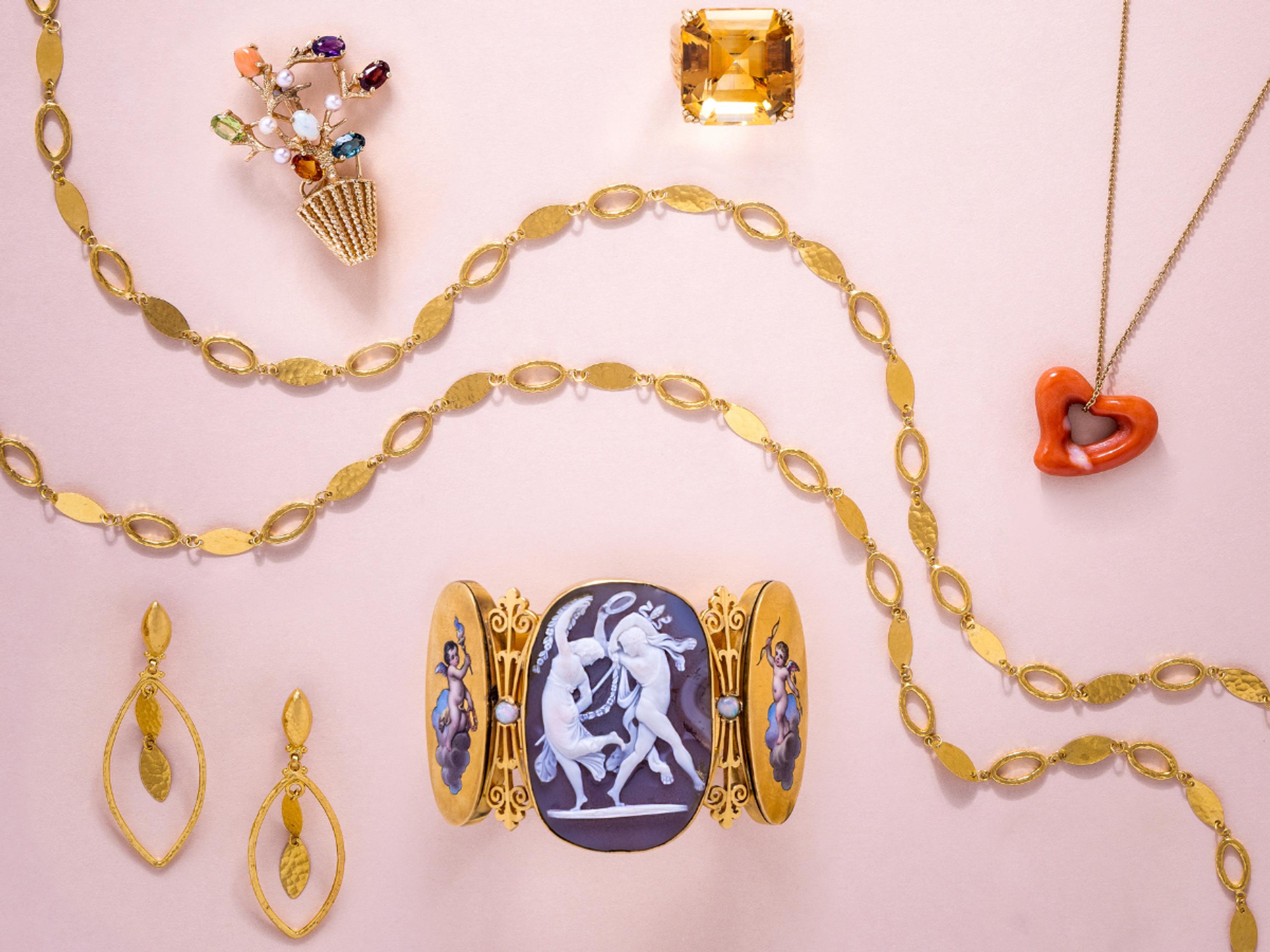 Essential Jewelry