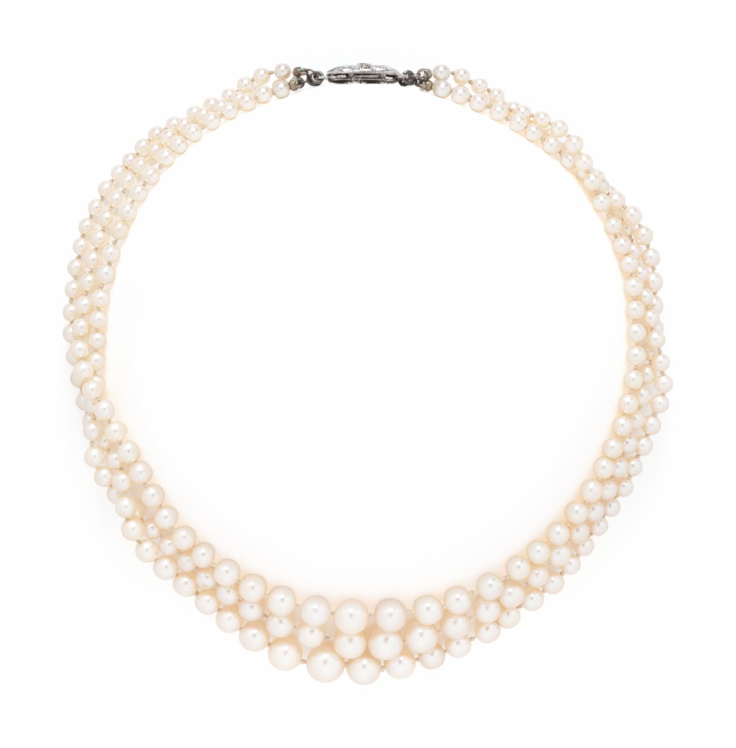 CULTURED PEARL NECKLACE