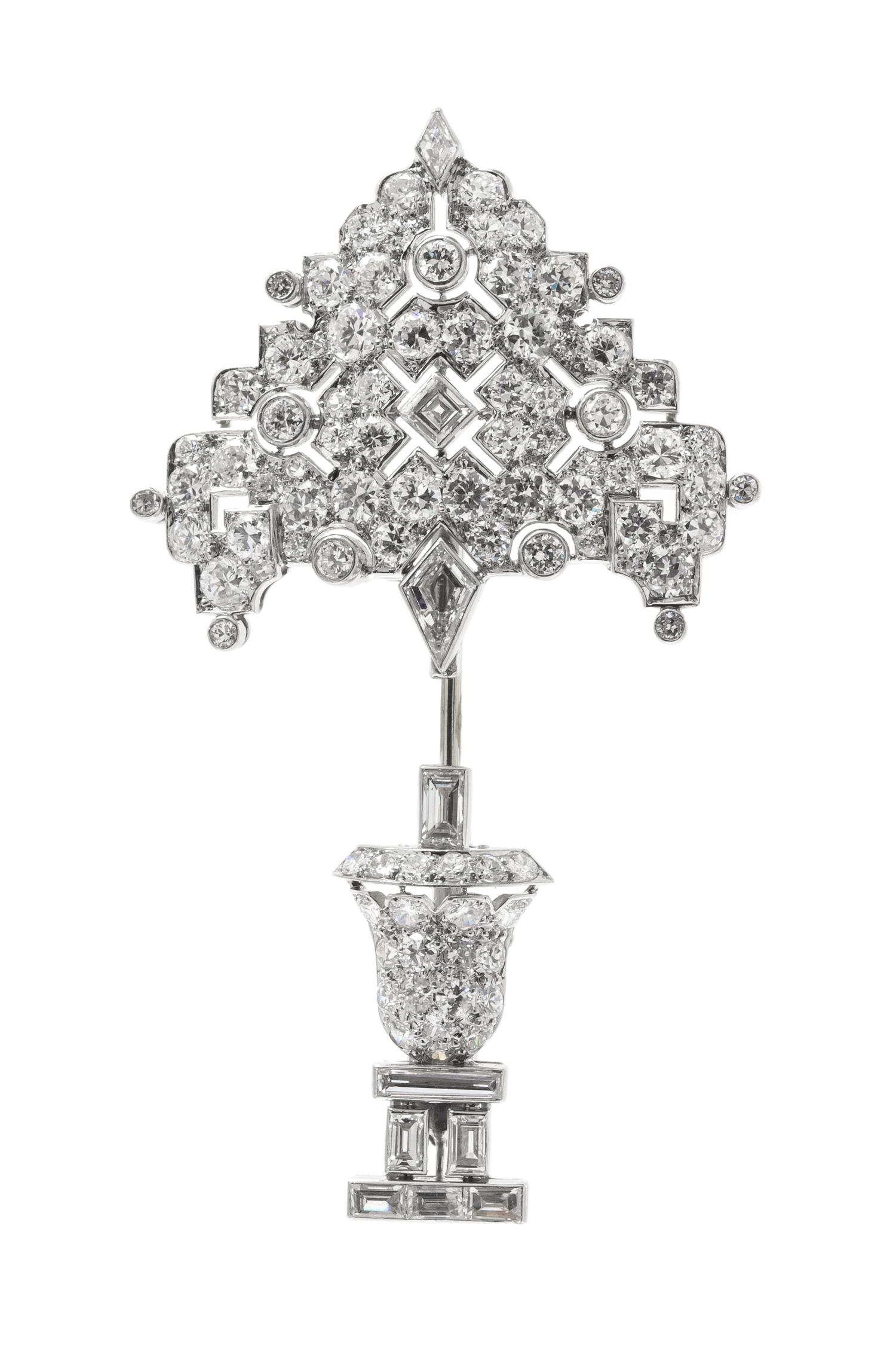 An Art Deco Platinum and Diamond Topiary Motif Jabot Brooch, 7.30 dwts.