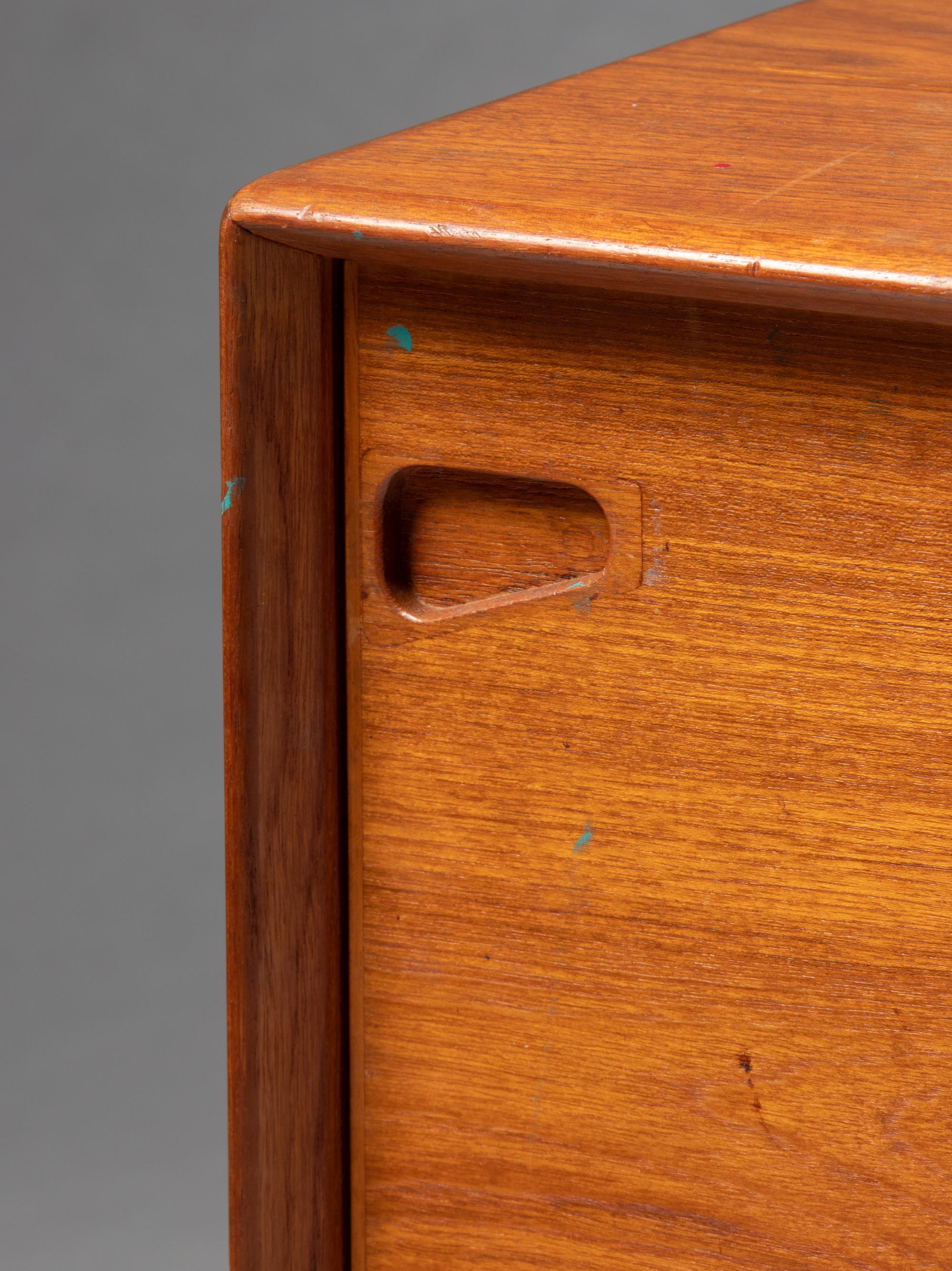 Credenza