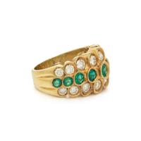 YELLOW GOLD, EMERALD AND DIAMOND RING