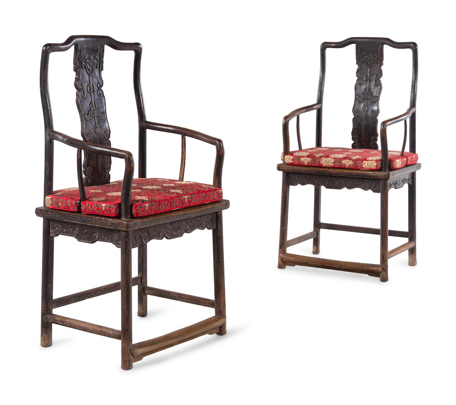 A Pair of Chinese Brown Lacquered Elmwood Scholar's Armchairs, Guanmaoyi